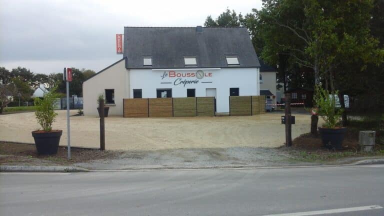 Creation-paysagere-Creperie-La-Boussole-Plumergat-apres.jpg