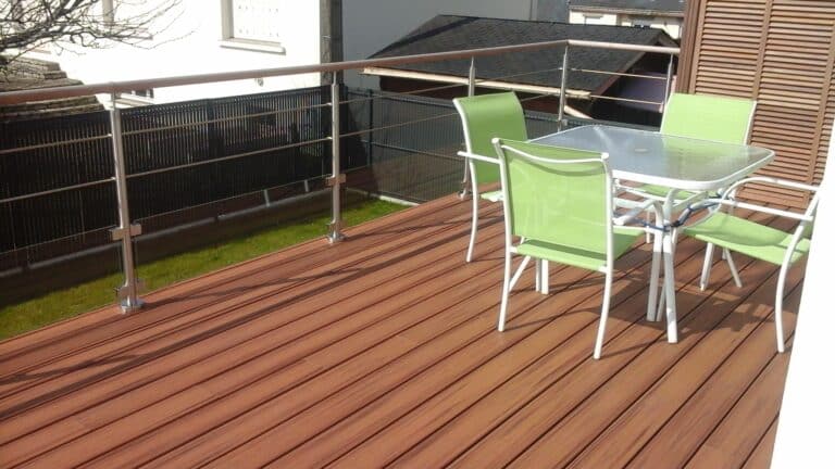 creation-de-terrasse-plescop-lames-composite-garde-corps-inox.jpg
